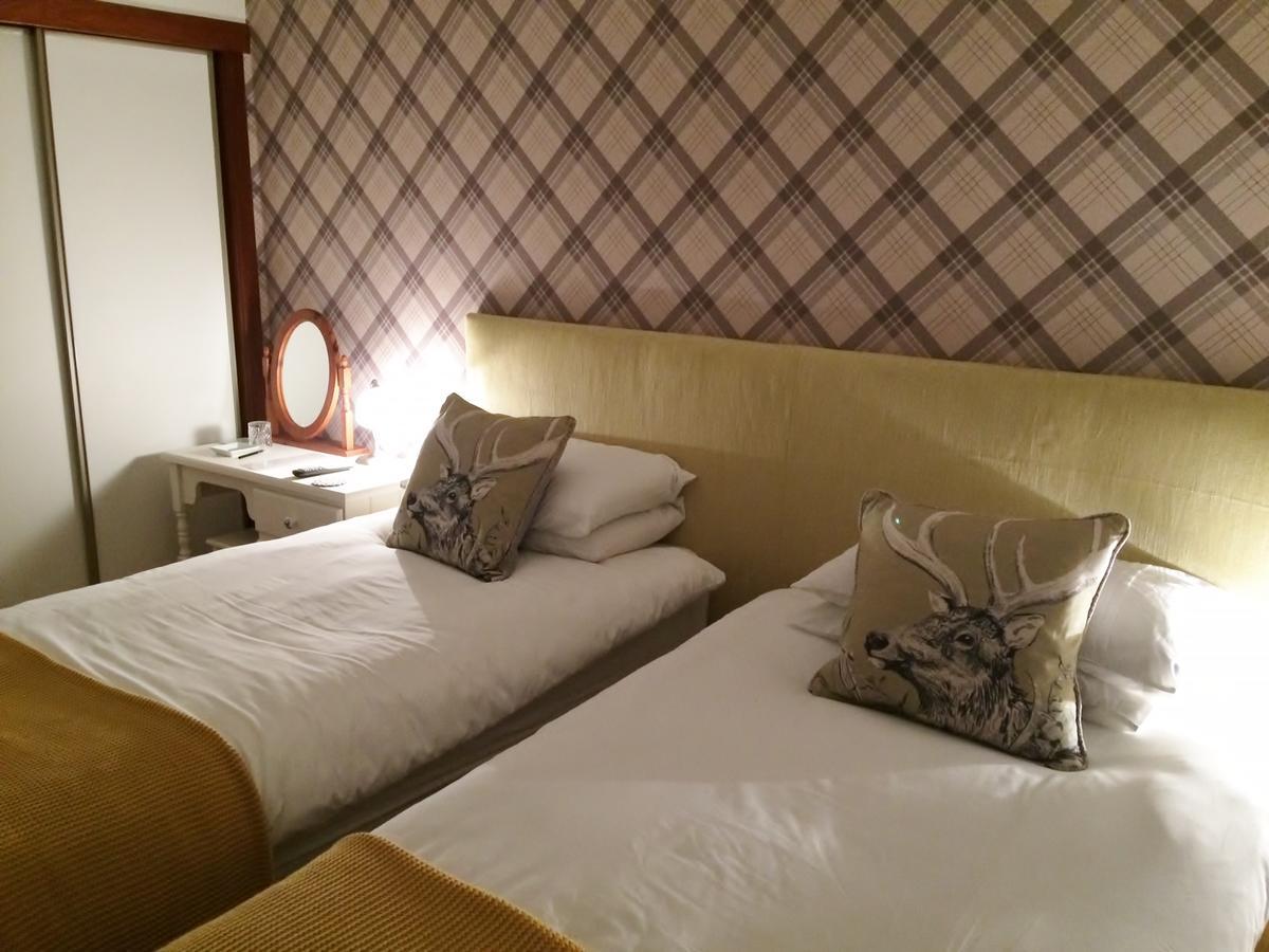 Brookford B&B Dalry エクステリア 写真