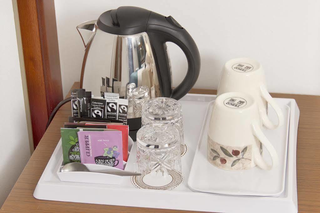 Brookford B&B Dalry エクステリア 写真