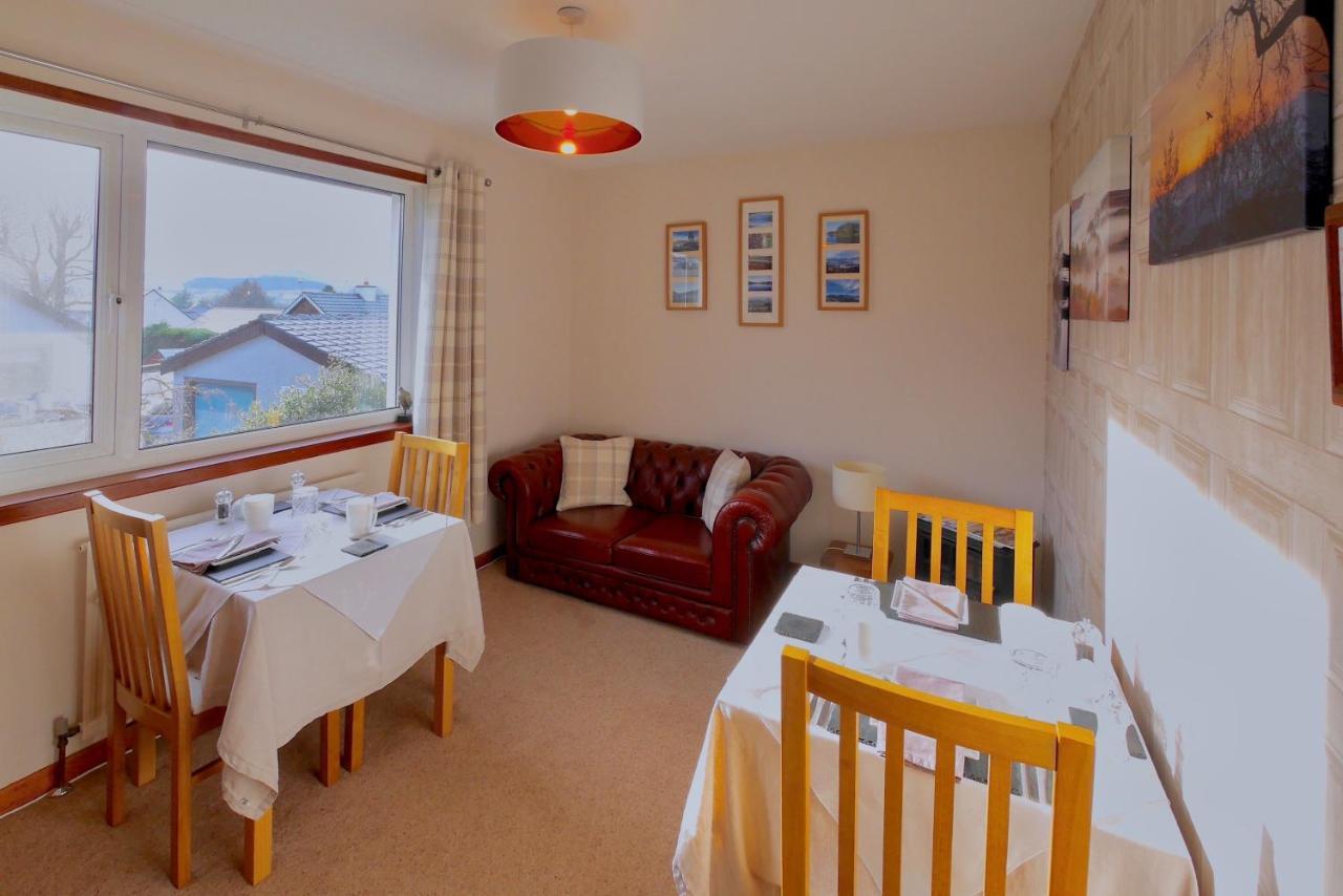 Brookford B&B Dalry エクステリア 写真